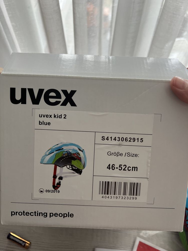 Дитячий захисний шолом uvex
