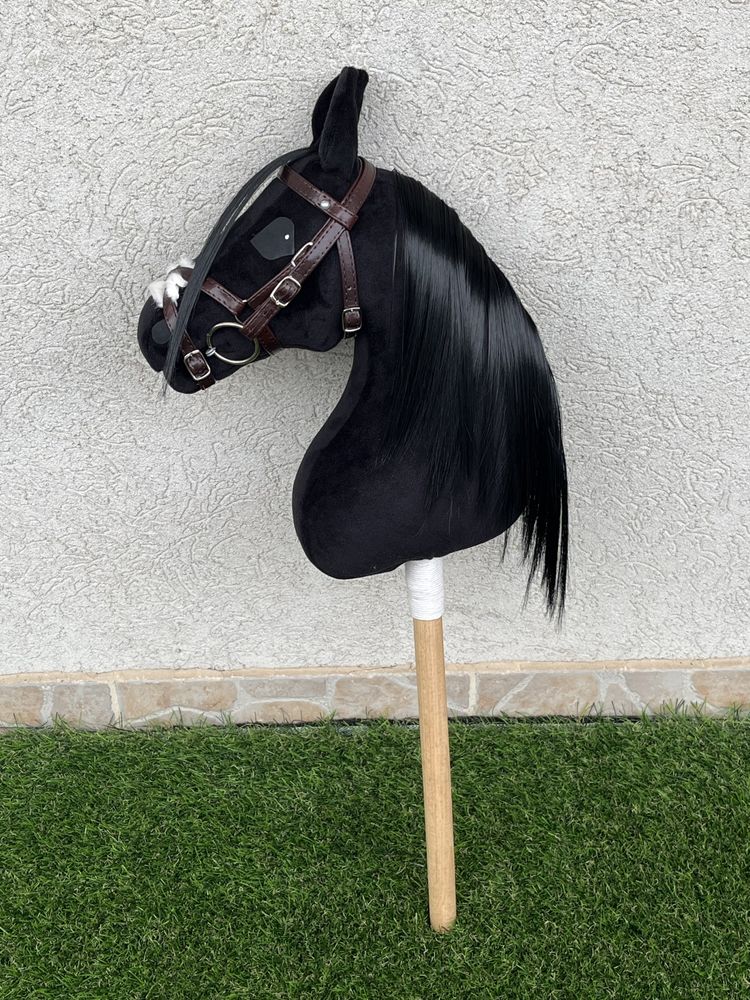 Hobby horse kary czarny konik na patyku rozmiar A3
