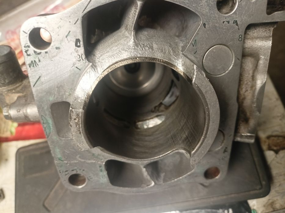 Sprzedam crosa honda cr 125.2001r