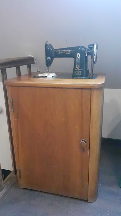 Dekoracyjna maszyna do szycia