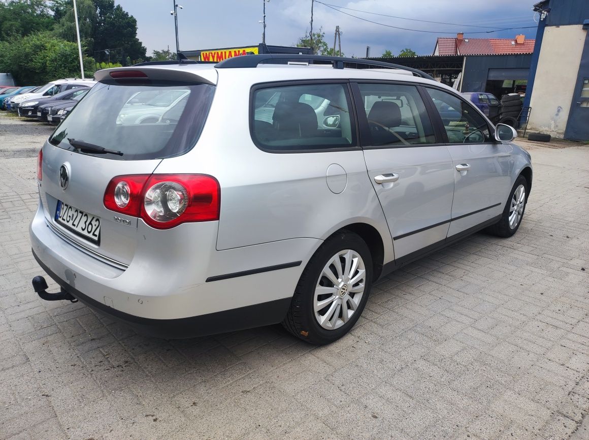 VW Passat B7 kombi 2.0tdi DSG automat hak świetnie utrzymany wysyłka