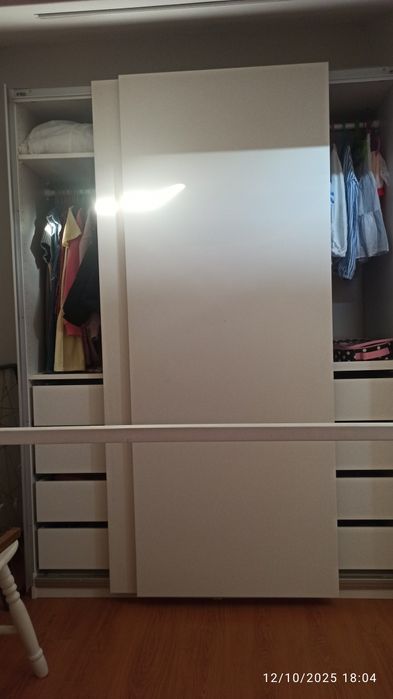 Guarda-roupa ikea