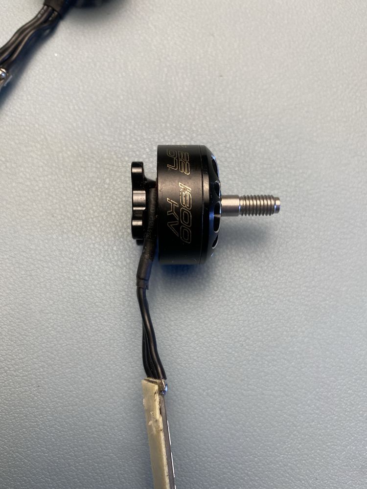 Motores FPV Xing-E 2207 iflight