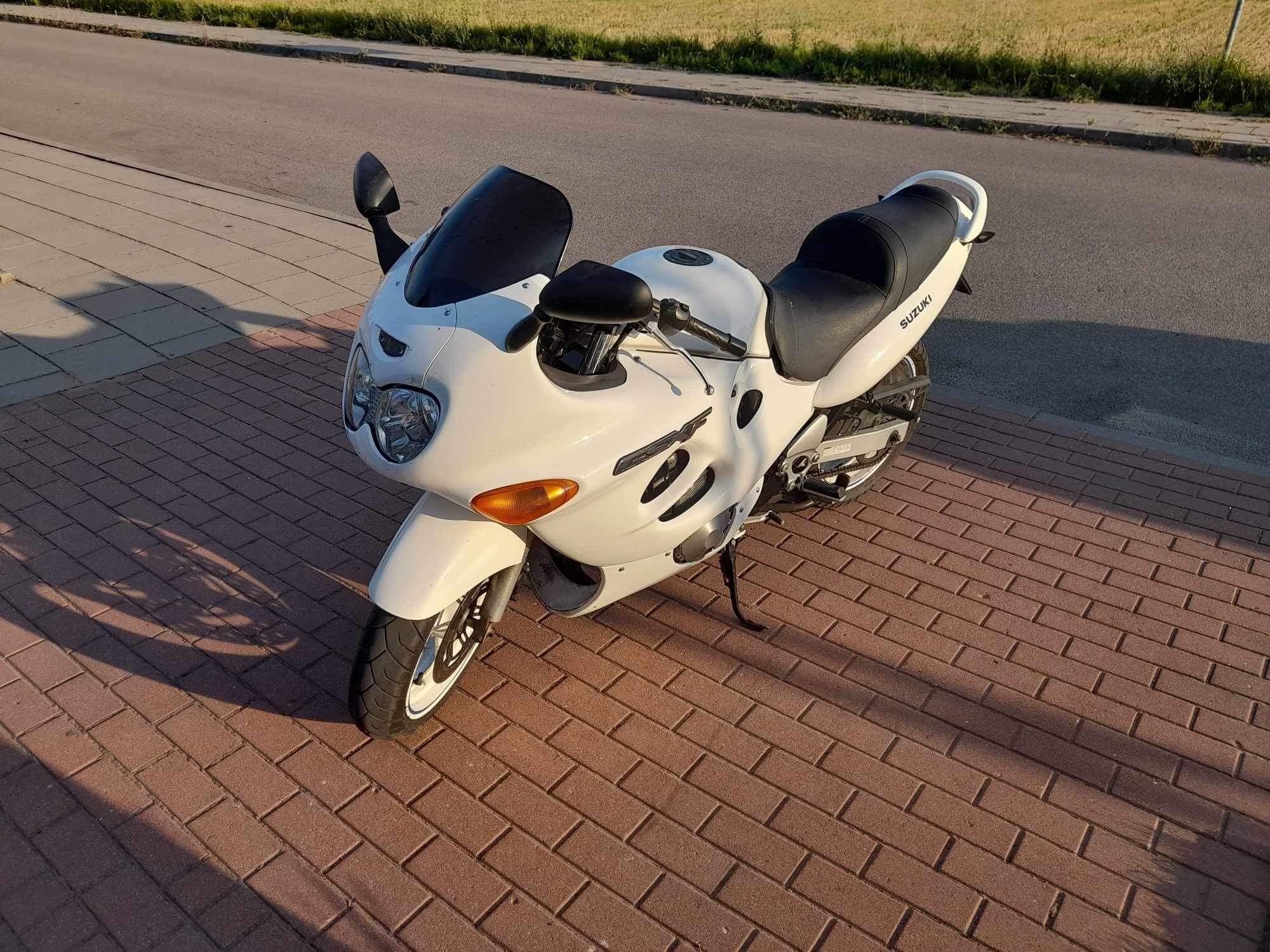 Sprzedam SUZUKI GSXF 750