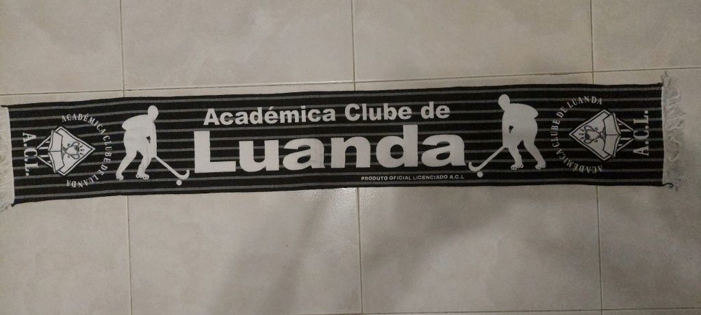 cachecol.muito raro