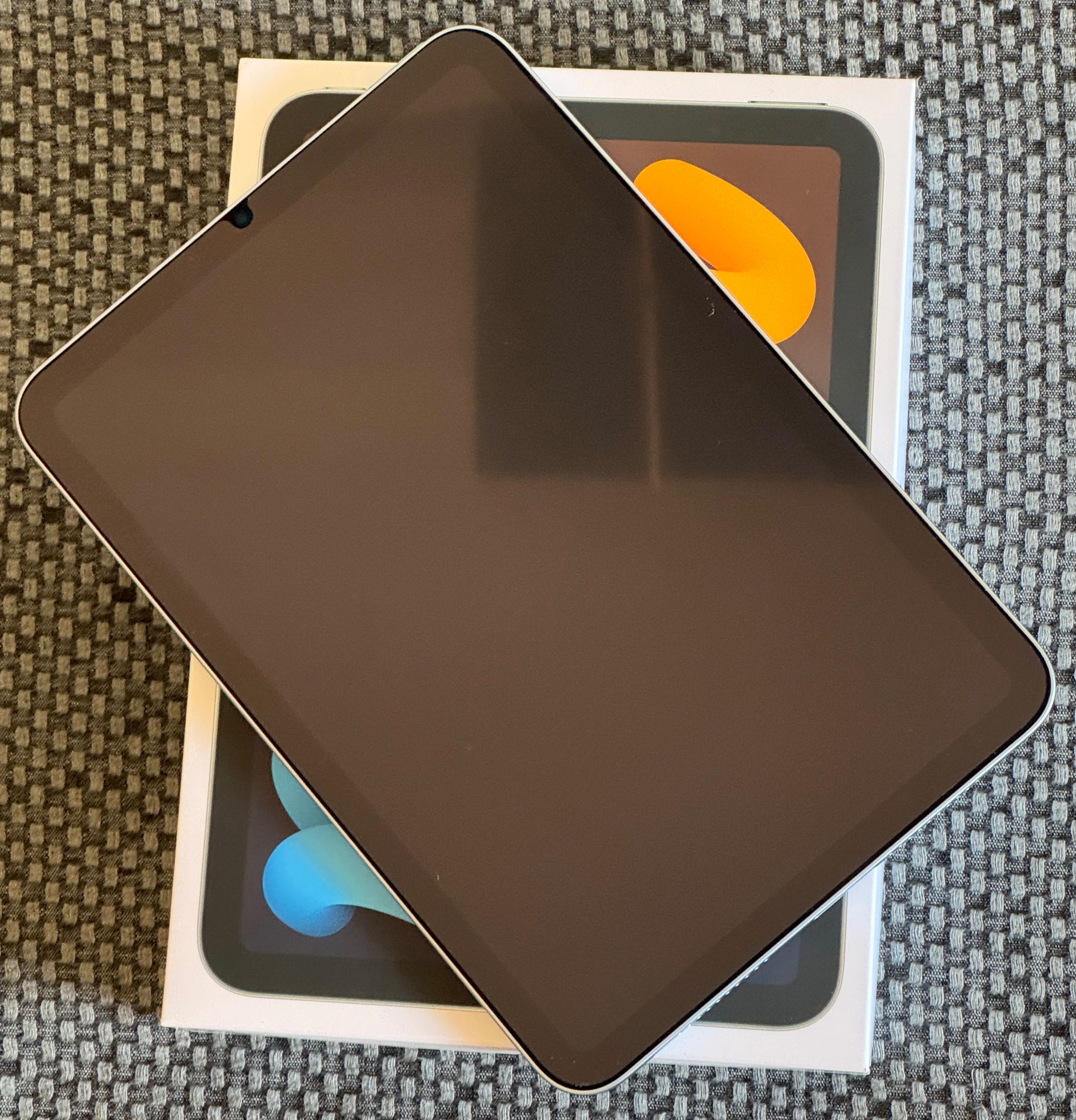 iPad mini 7 2024, 128GB Azul + Capa Apple, Novo