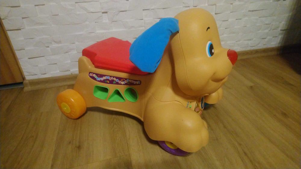 Chodzik ,pchacz fisher price szczeniczek