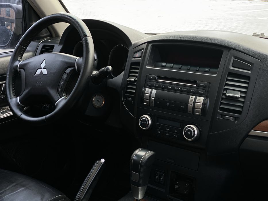 Продам Pajero Wagon 4