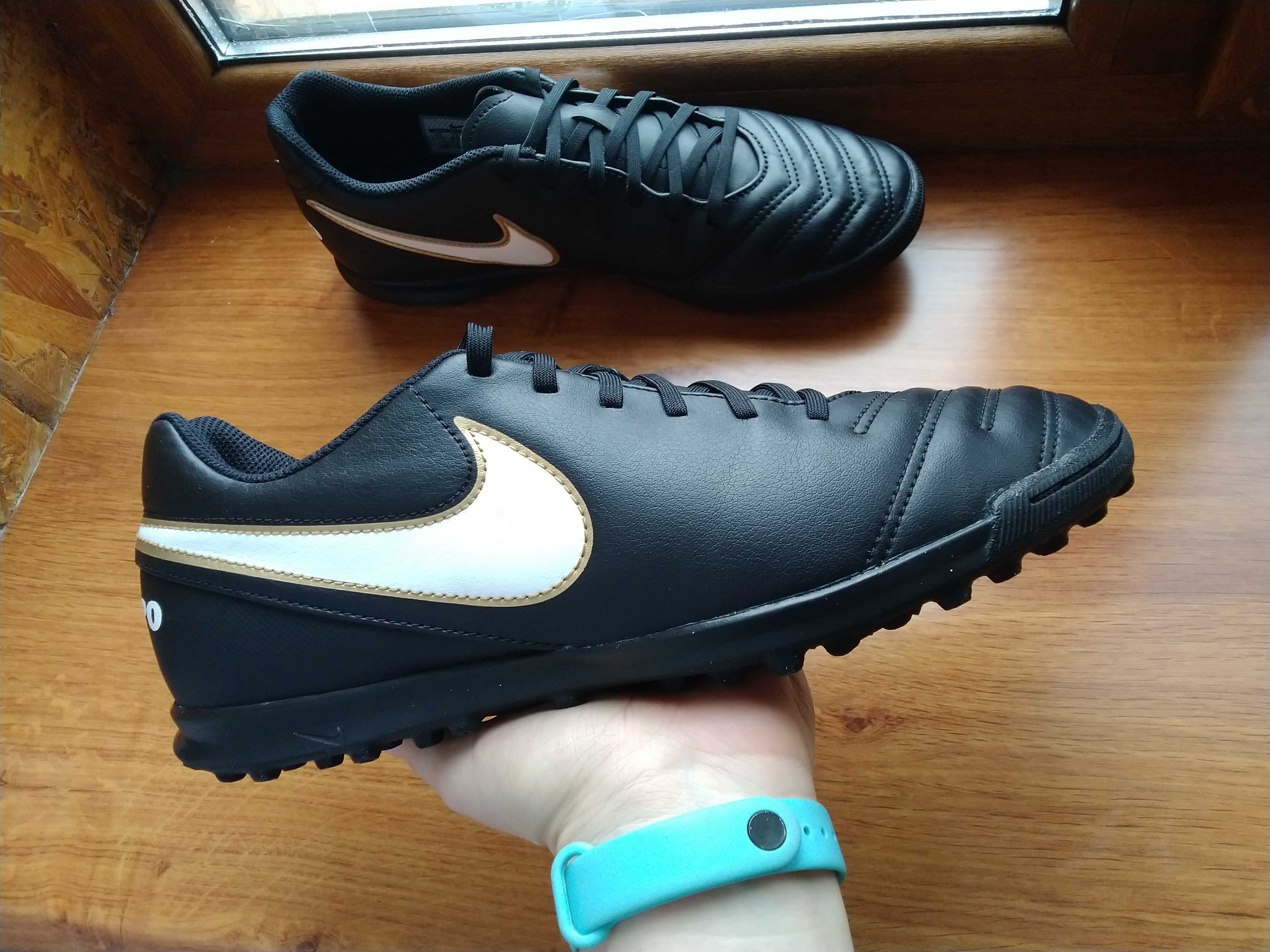 Сороконожки 42 - 43 Nike TiempoХ Rio III. бутси кроссовки