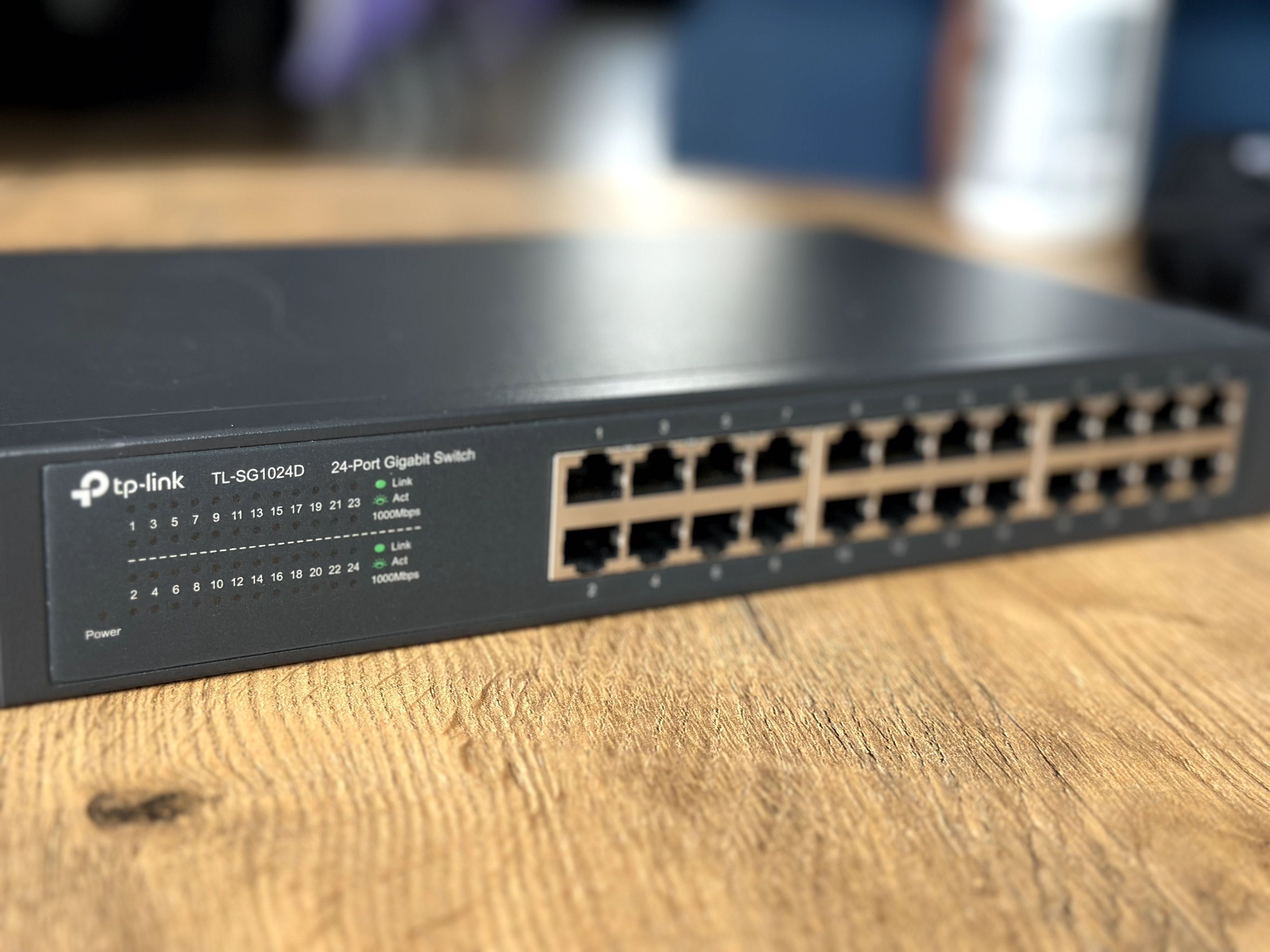 Switch rack TP-Link TL-SG1024D