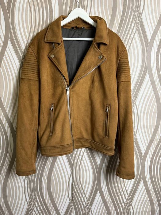 Чоловіча косуха ZARA