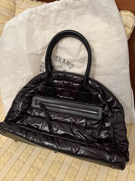 Mala de senhora nova, nunca usada, preto