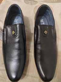 Туфлі чорні розмір38