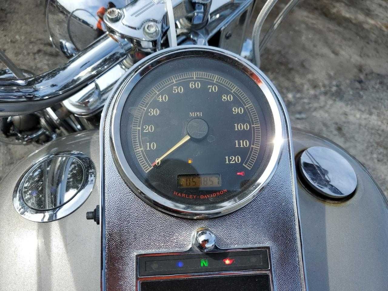 Harley-Davidson FLSTC