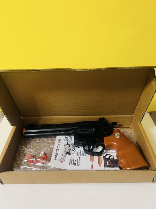 Пістолет револьвер великий якісний