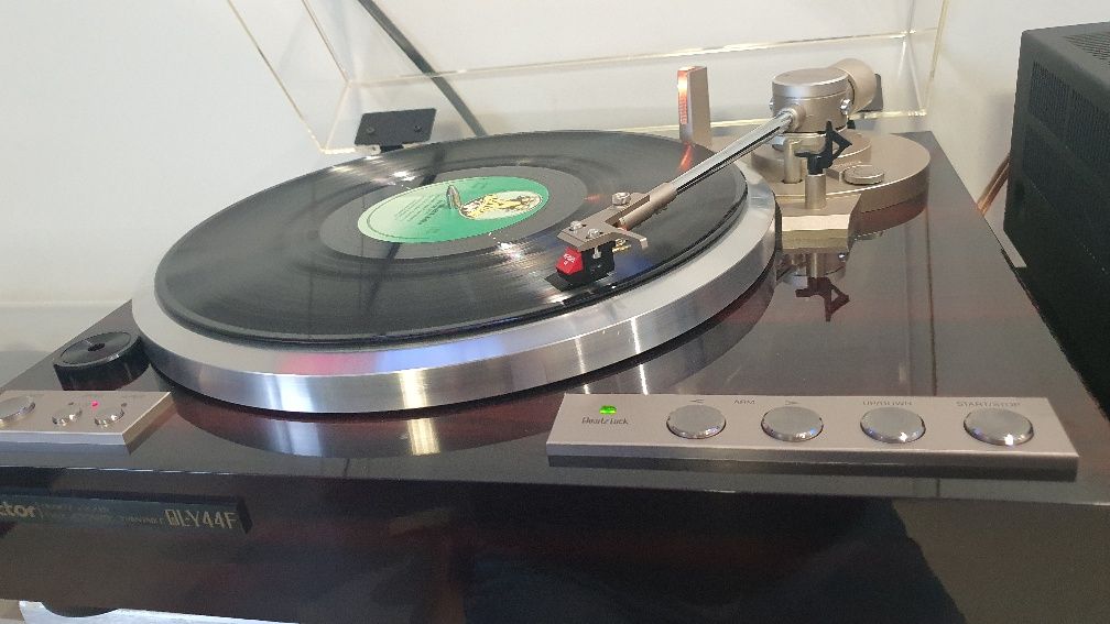 Piękny gramofon VICTOR/JVC QL-Y44F