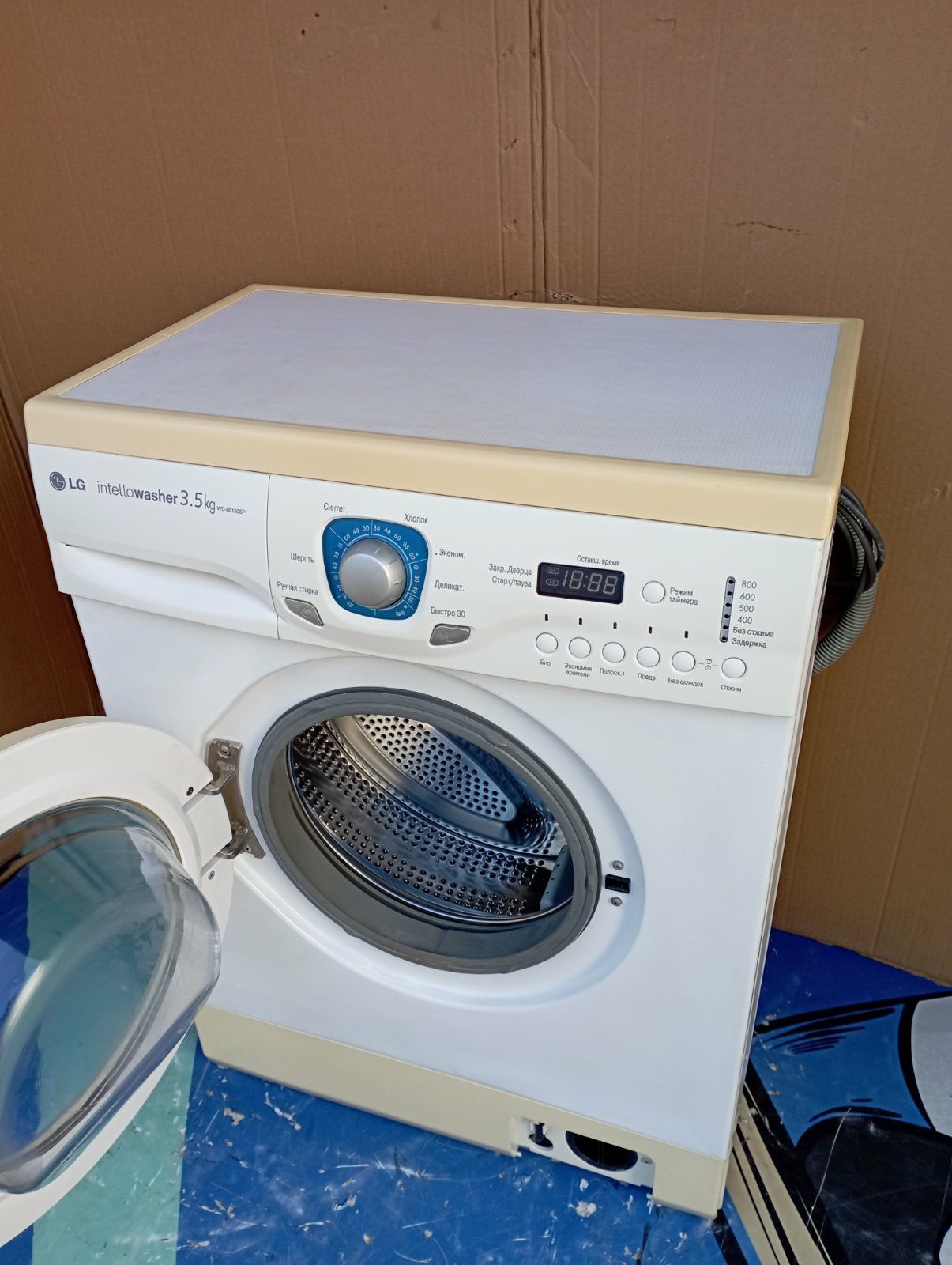 Продам стиральную машинку LG 3,5 kg - рабочая 4100 грн