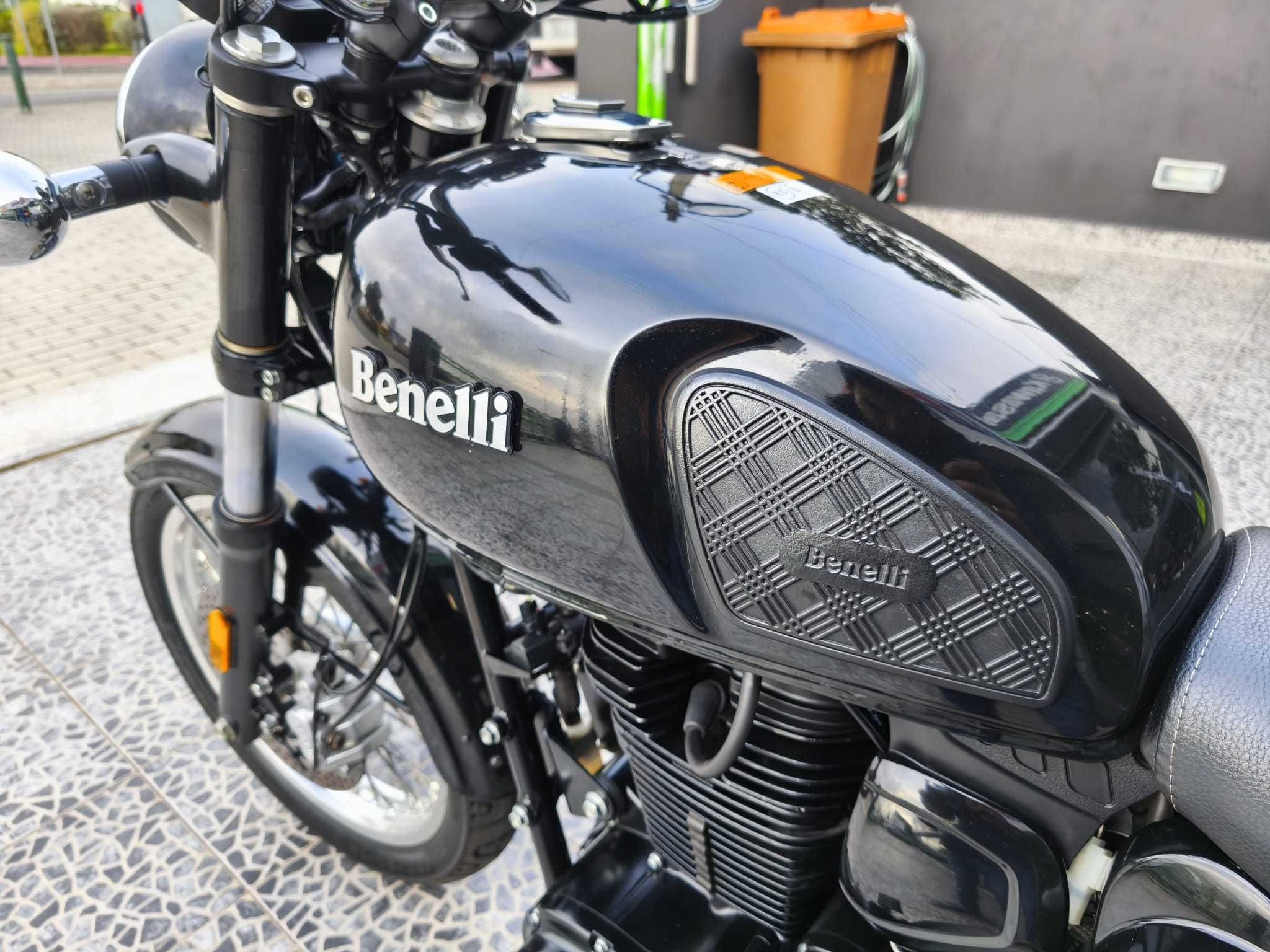 Benelli Imperiale 400