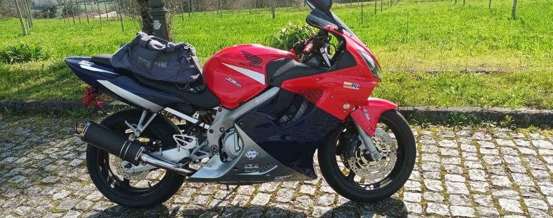 Honda Cbr 600 F4i