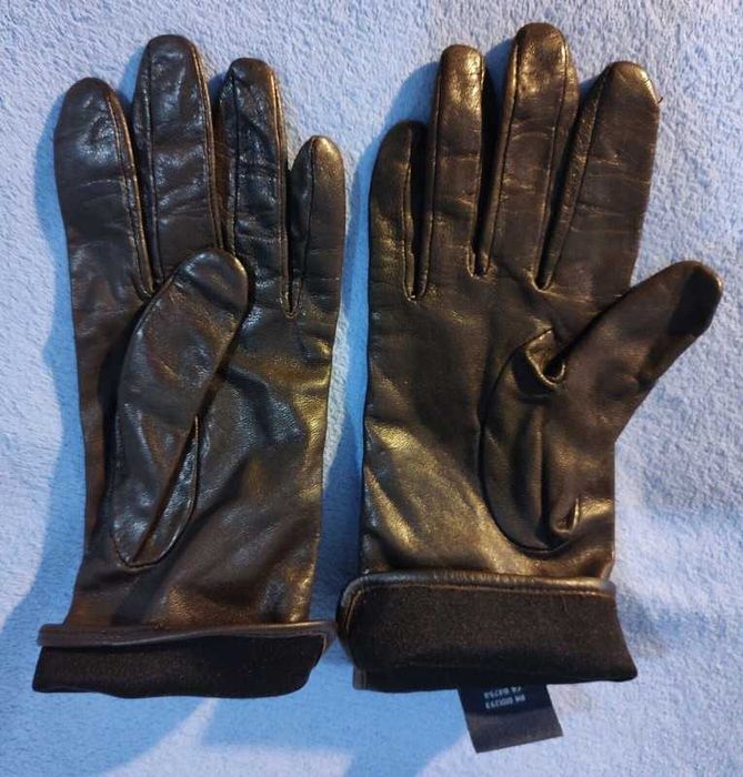 Luvas novas de senhora Gant L