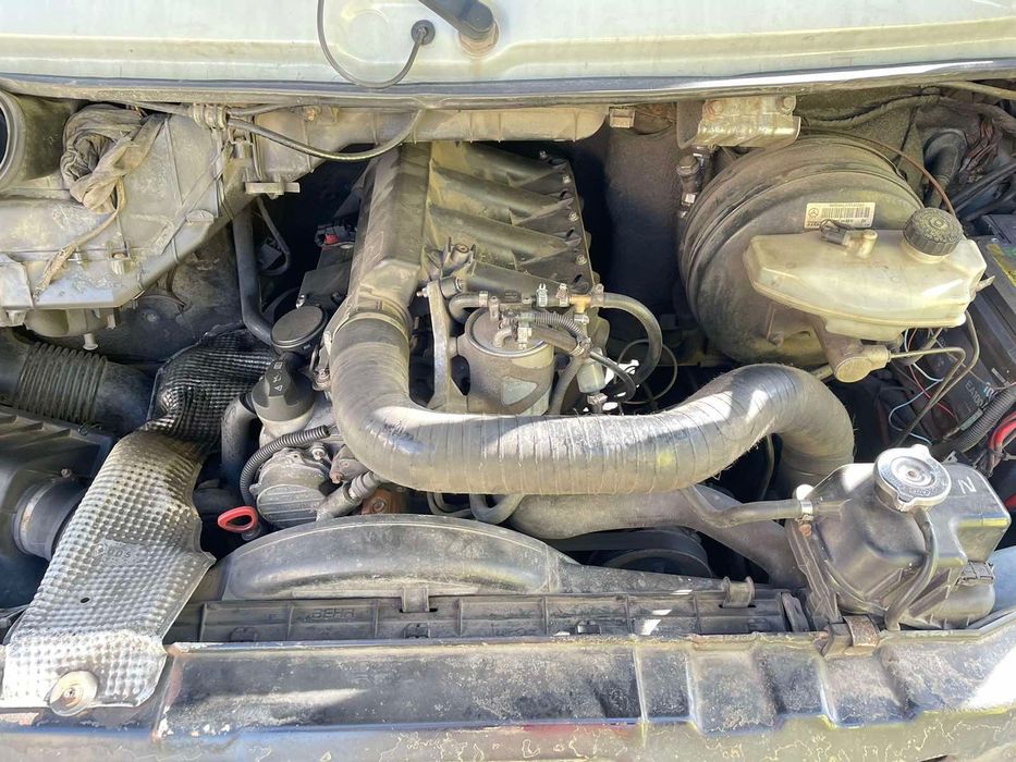 Вантажний автомобіль спрінтер