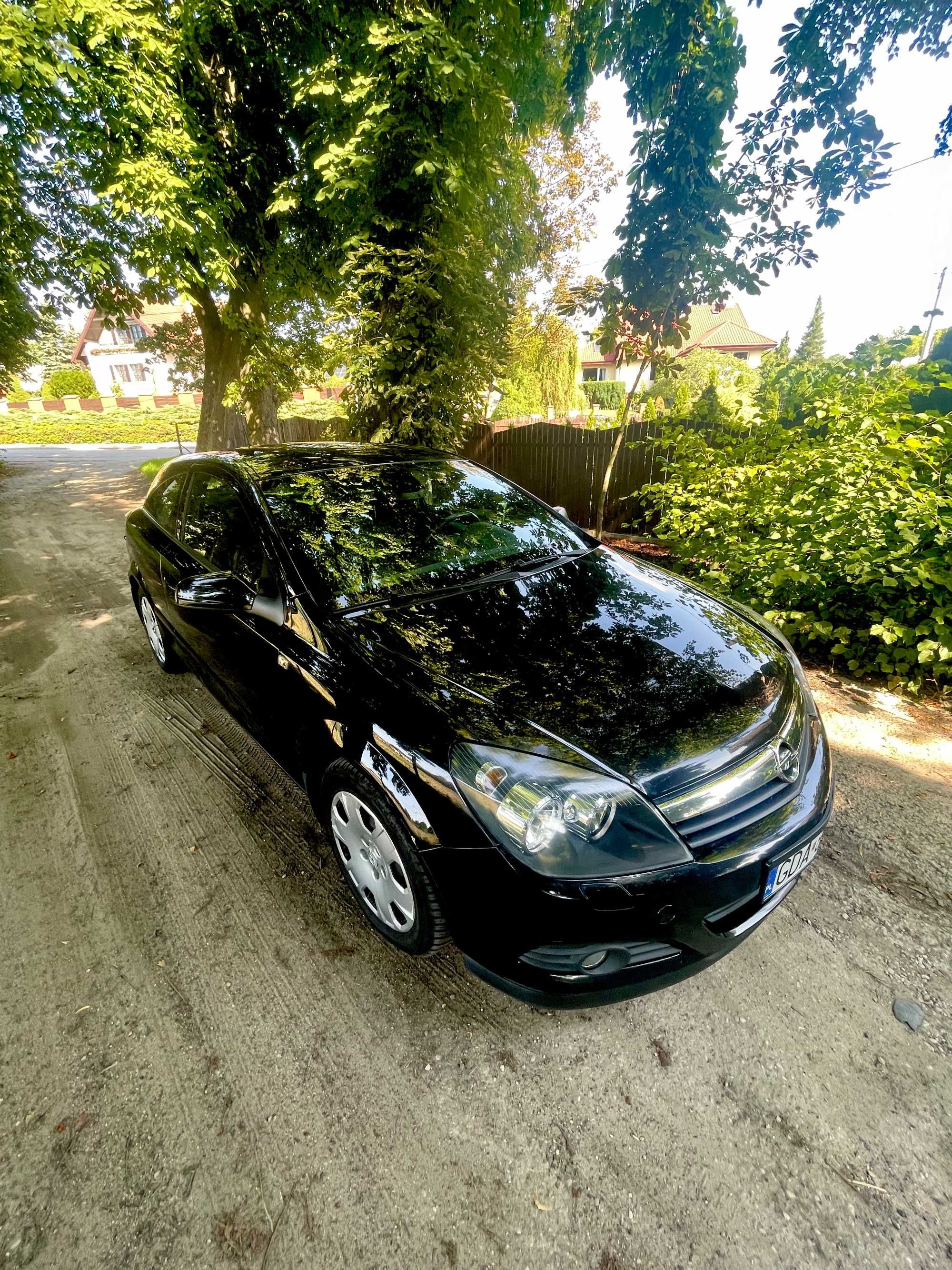 Opel astra H GTC 1.9cdti 150KM