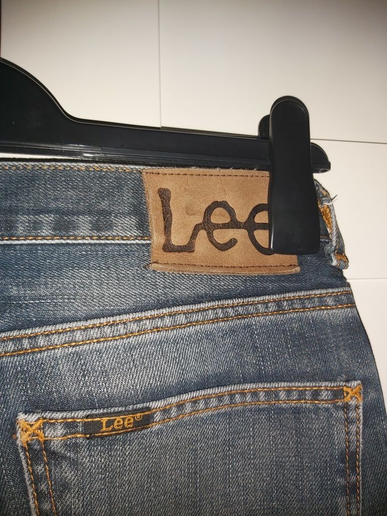 Damskie spodnie Lee prosta nogawka sprany dżins