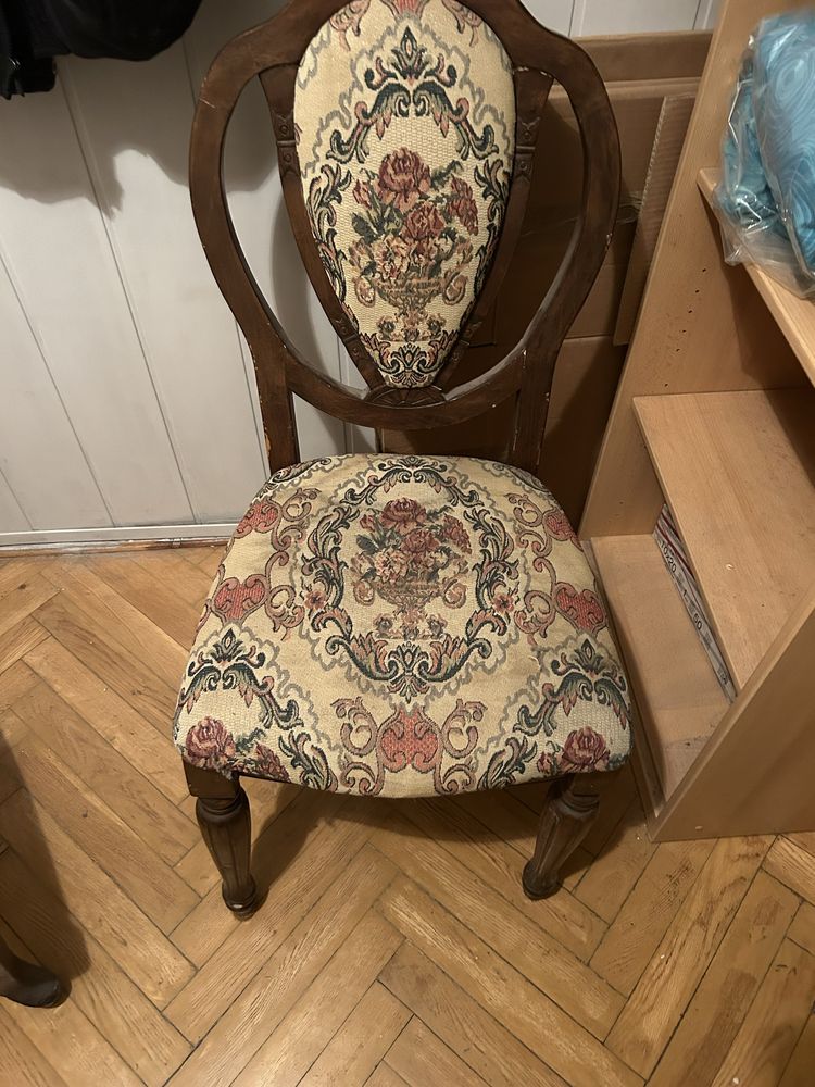 Sprzedam krzeslo w stylu ludwikowskim
