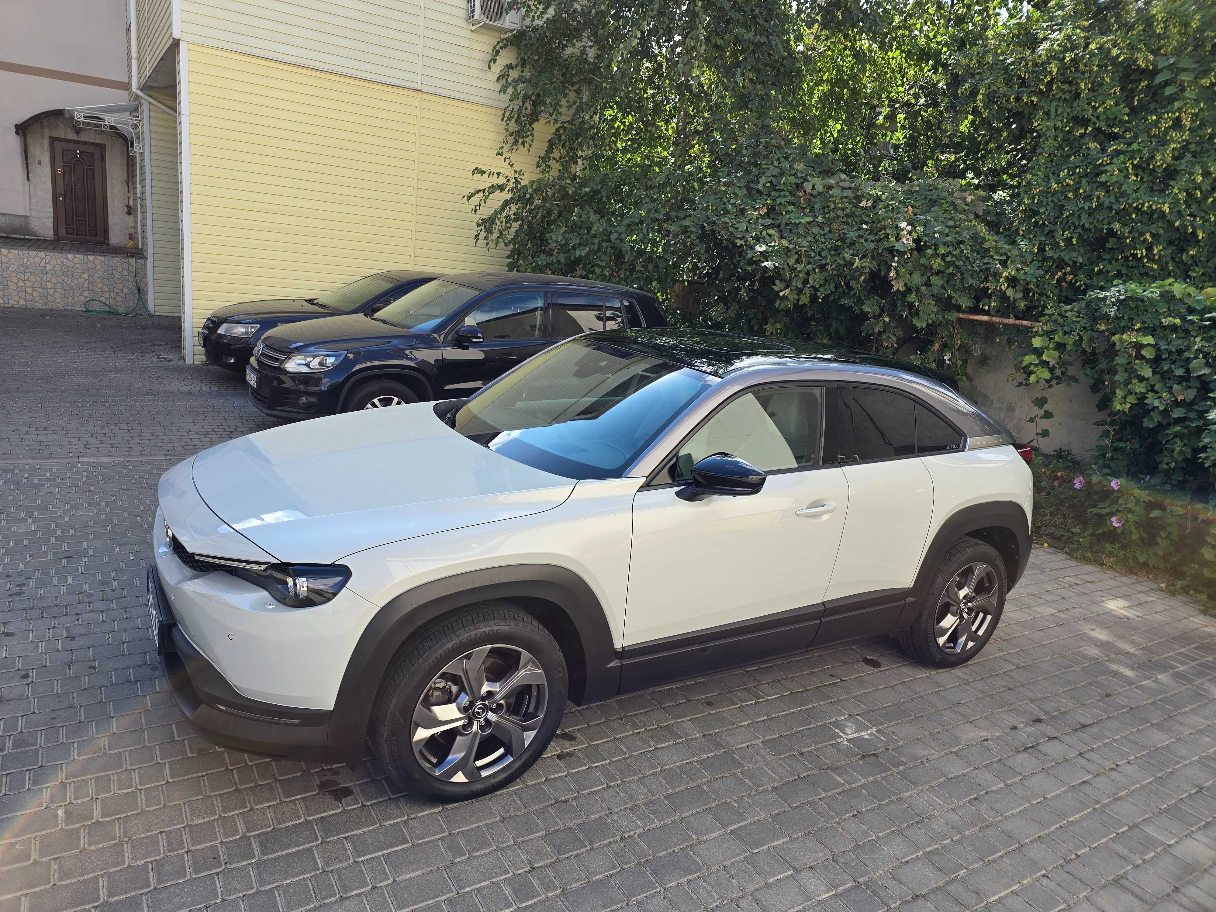 Mazda MX-30 , 2020