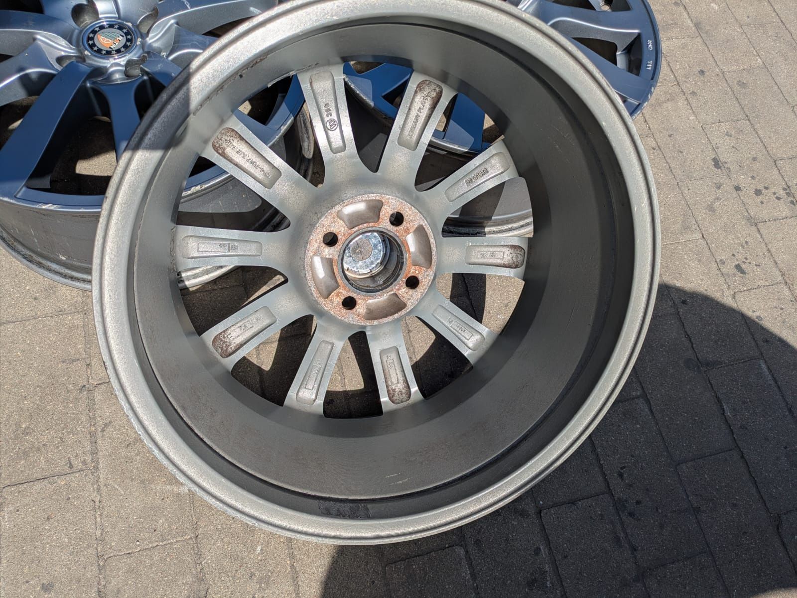 Alufelgi Reno Scenic Megan II Volkswagen  4x100 ET35 7Jx17 H2 17"
