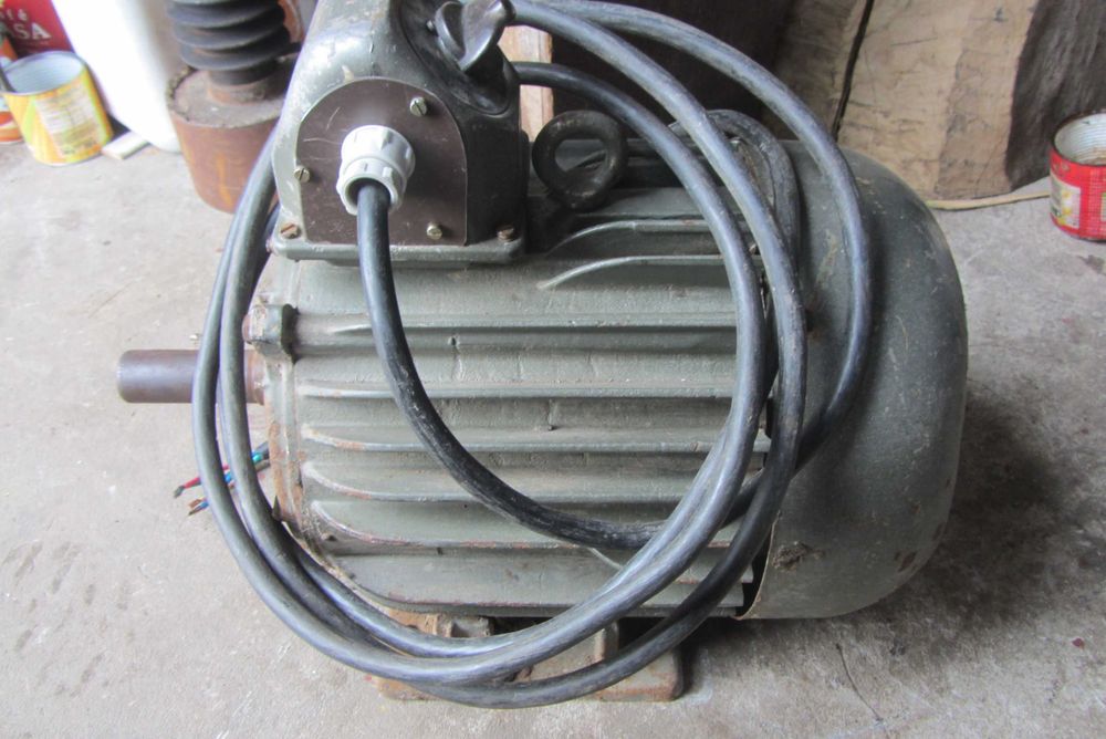 Silnik elektryczny 380 V  5,5 KW