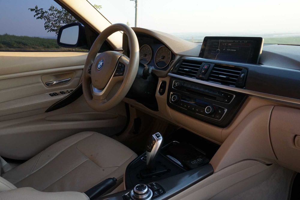 BMW 3  F30 328i Modern
