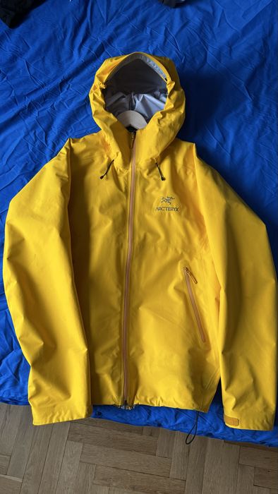 Kurtka Hardshell Arc’teryx (The north face, columbia)