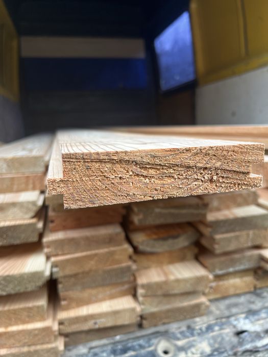 Якісна підлога модрина