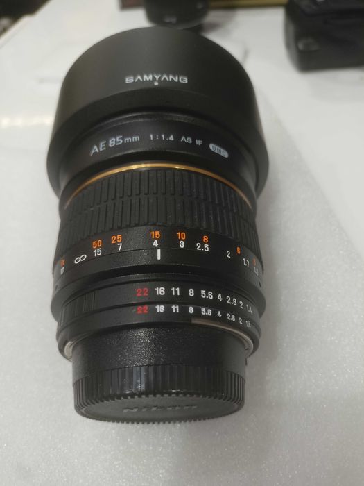 Obiektyw portretowy  Samyang AE 85 1.4 as if umc jak nowy (Nikon)