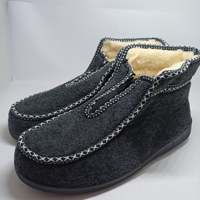 Nowe pantofle bambosze ciepłe roz 46