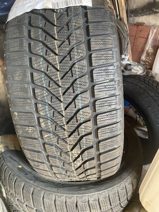 Резина зимня bmw різноширока