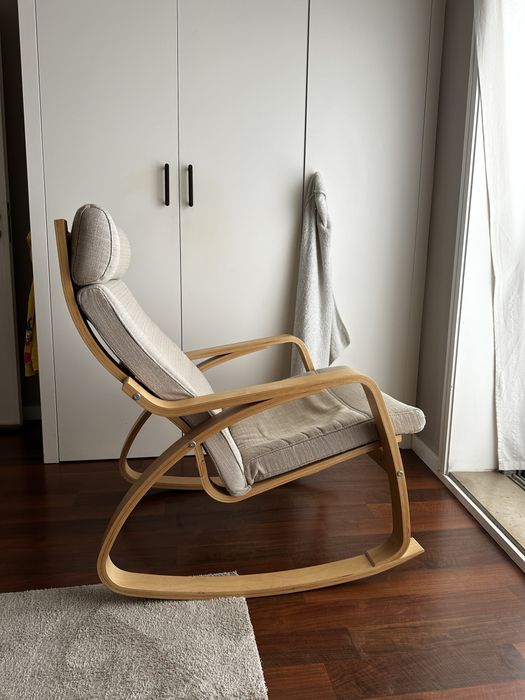 Cadeira de baloiço POÄNG bege - como nova!