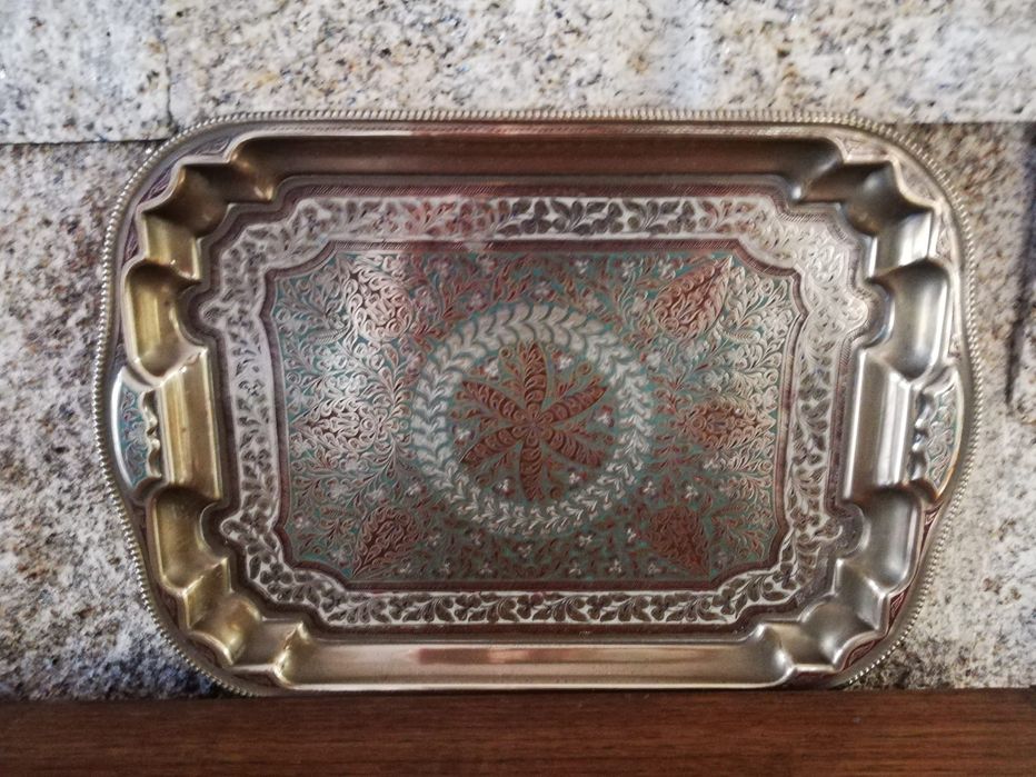 Conjunto de peças antigas. Artesanato indiano