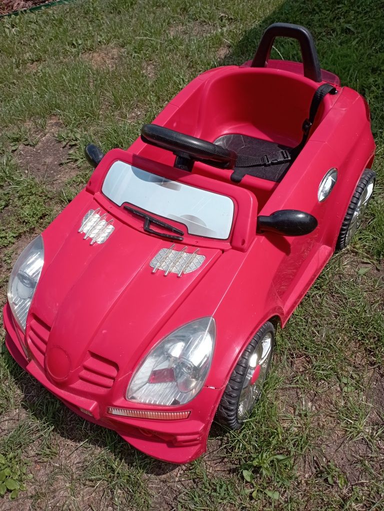 Samochód zabawka autko elektryczne
