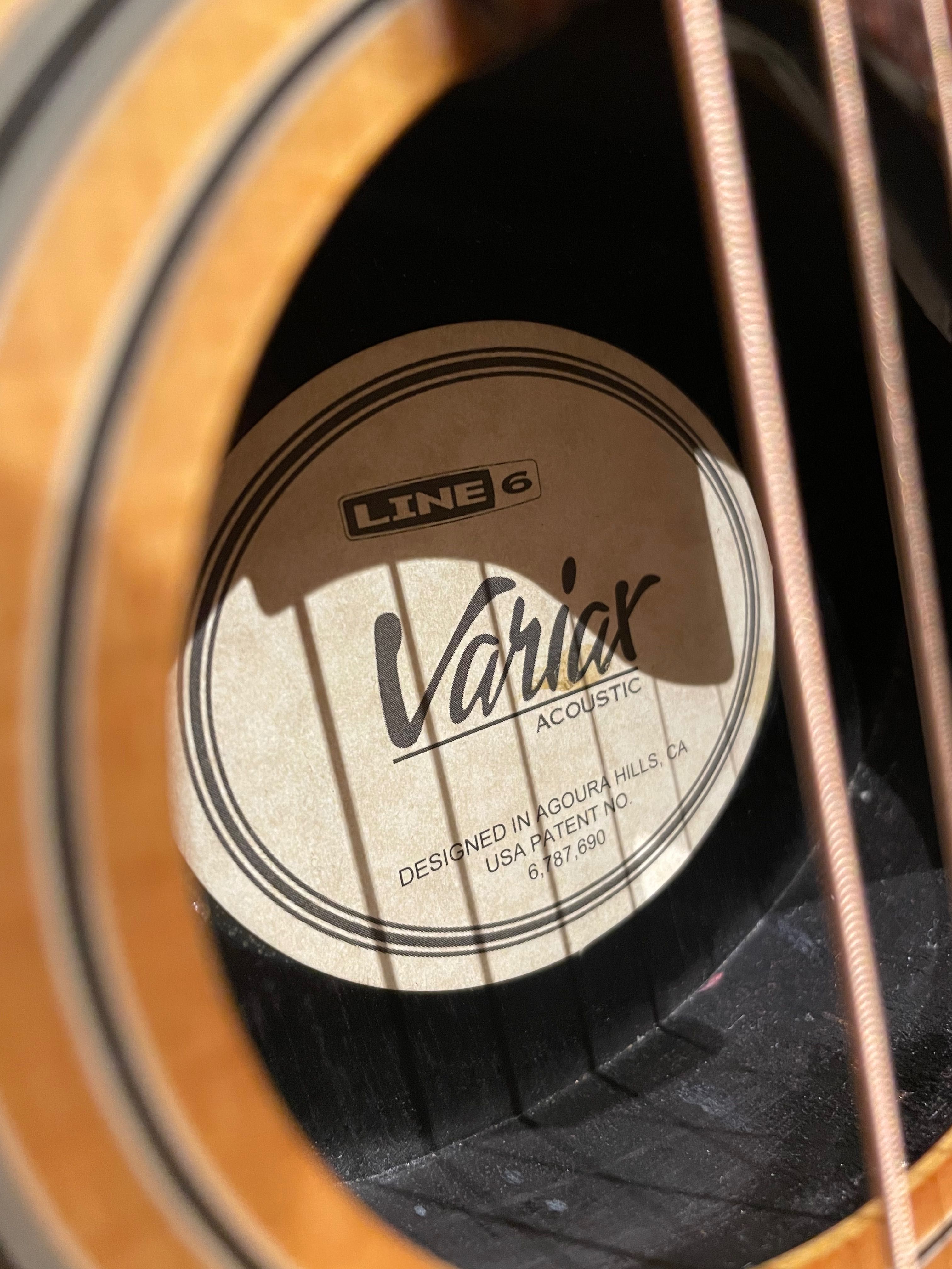 Gitara Line 6 Variax Acoustic 700