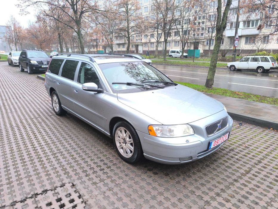 Volvo V70 2.4 дизель автомат