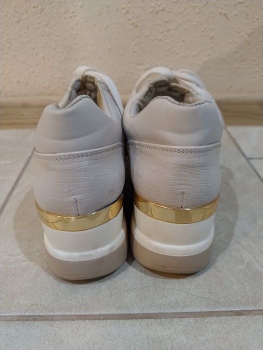 Sneakersy damskie rozm.40