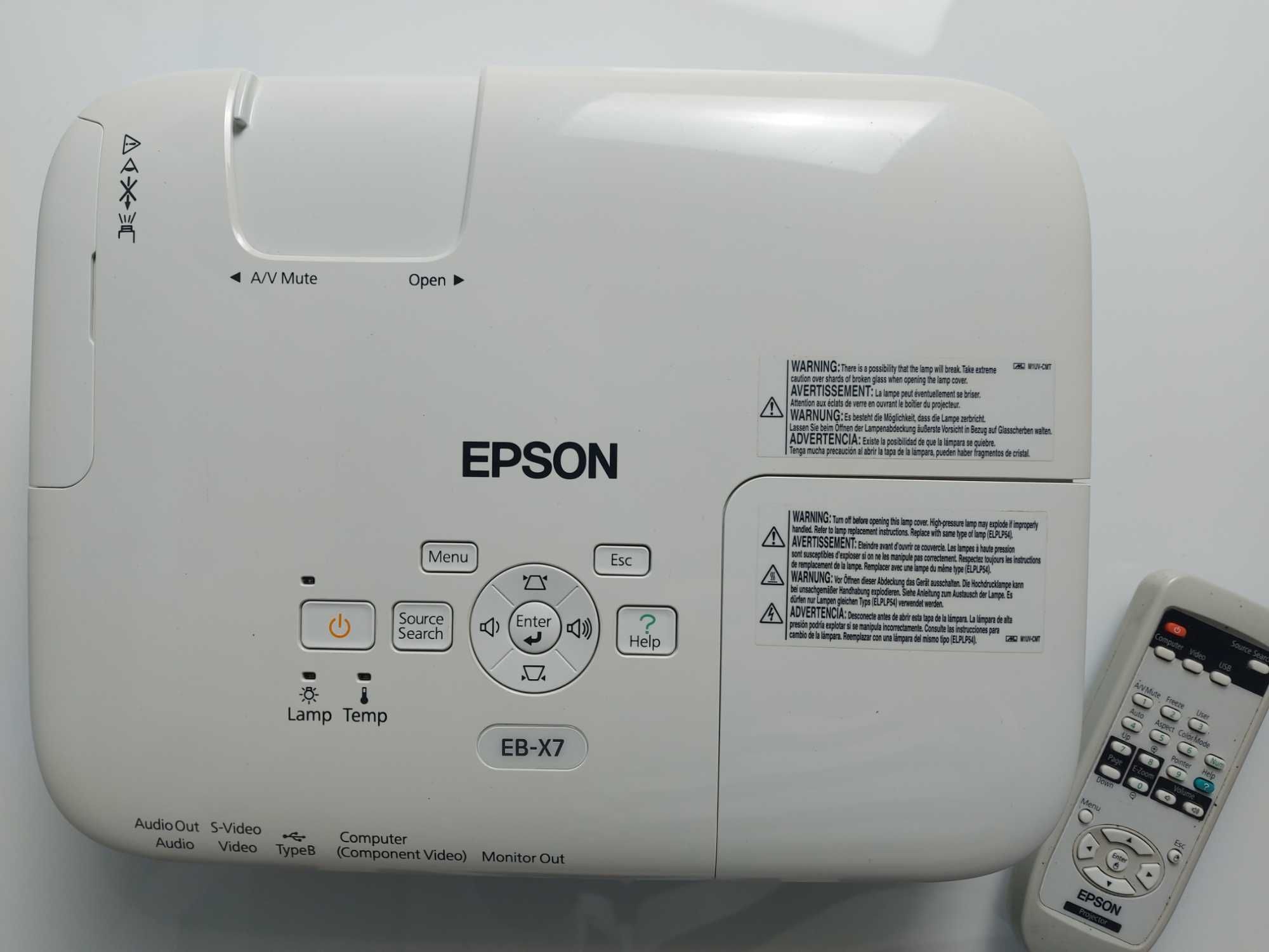 Проектор EPSON EB-X7