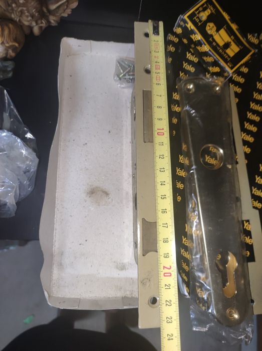 2 fechaduras novas