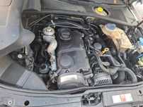 Kompletny Silnik(z skrzynią biegów) 1.9TDI o oznaczeniu  AJM z Audi a4