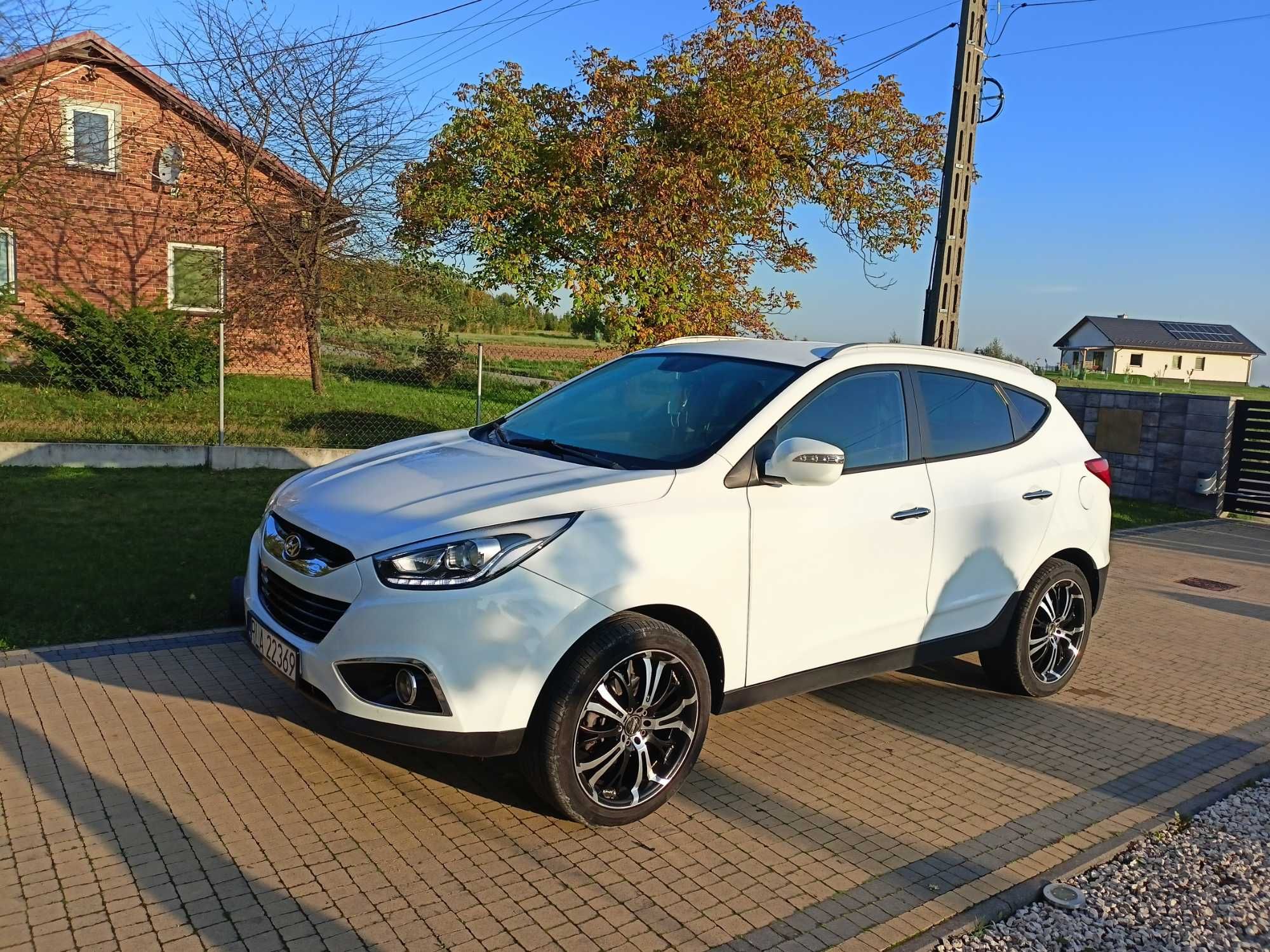 HYUNDAI IX35 Z gazem