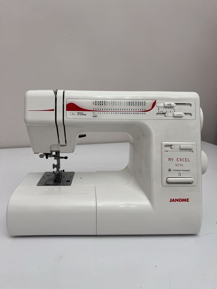 Швейна машинка Janome 23U