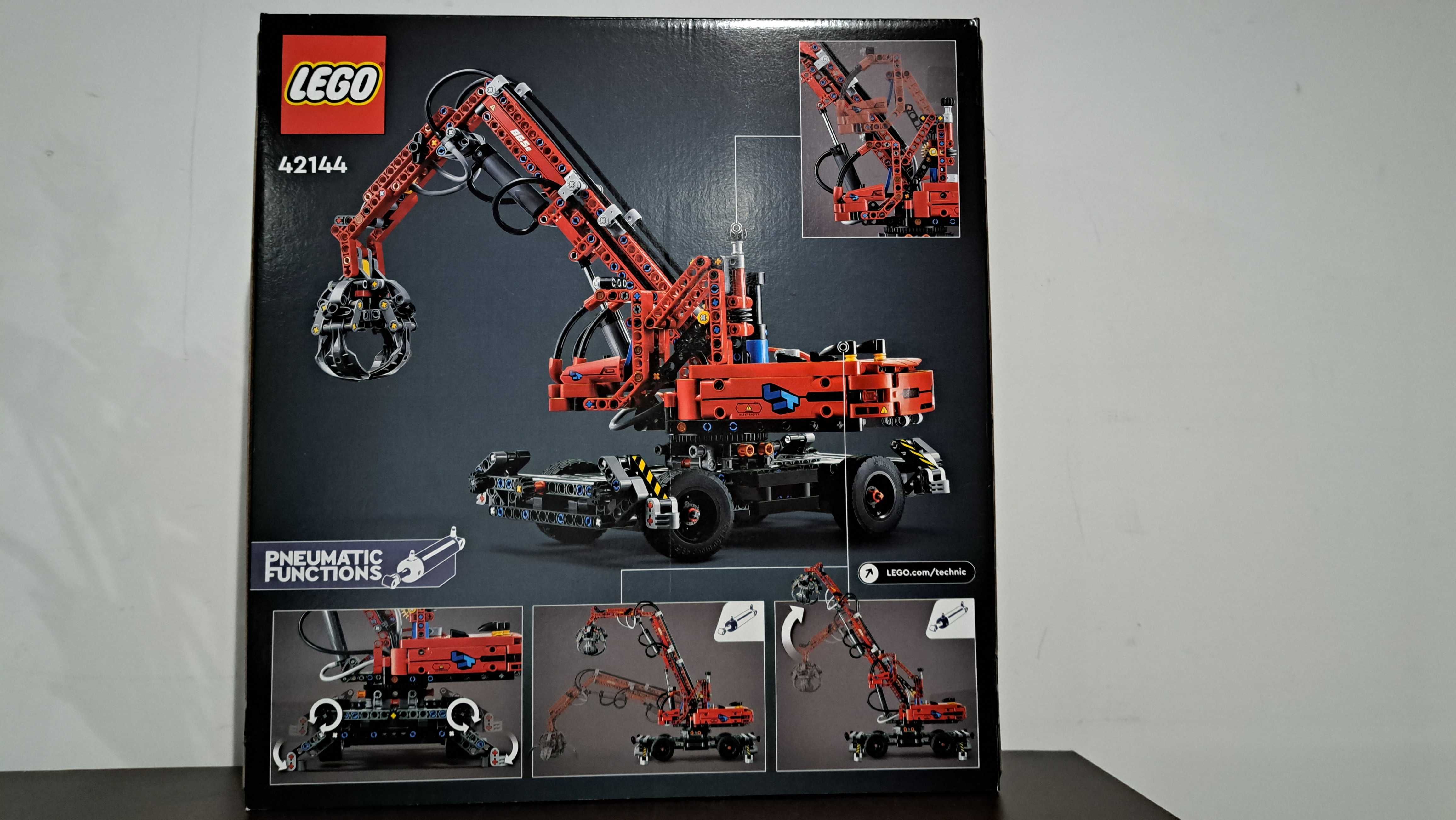 Lego Material Handler 42144