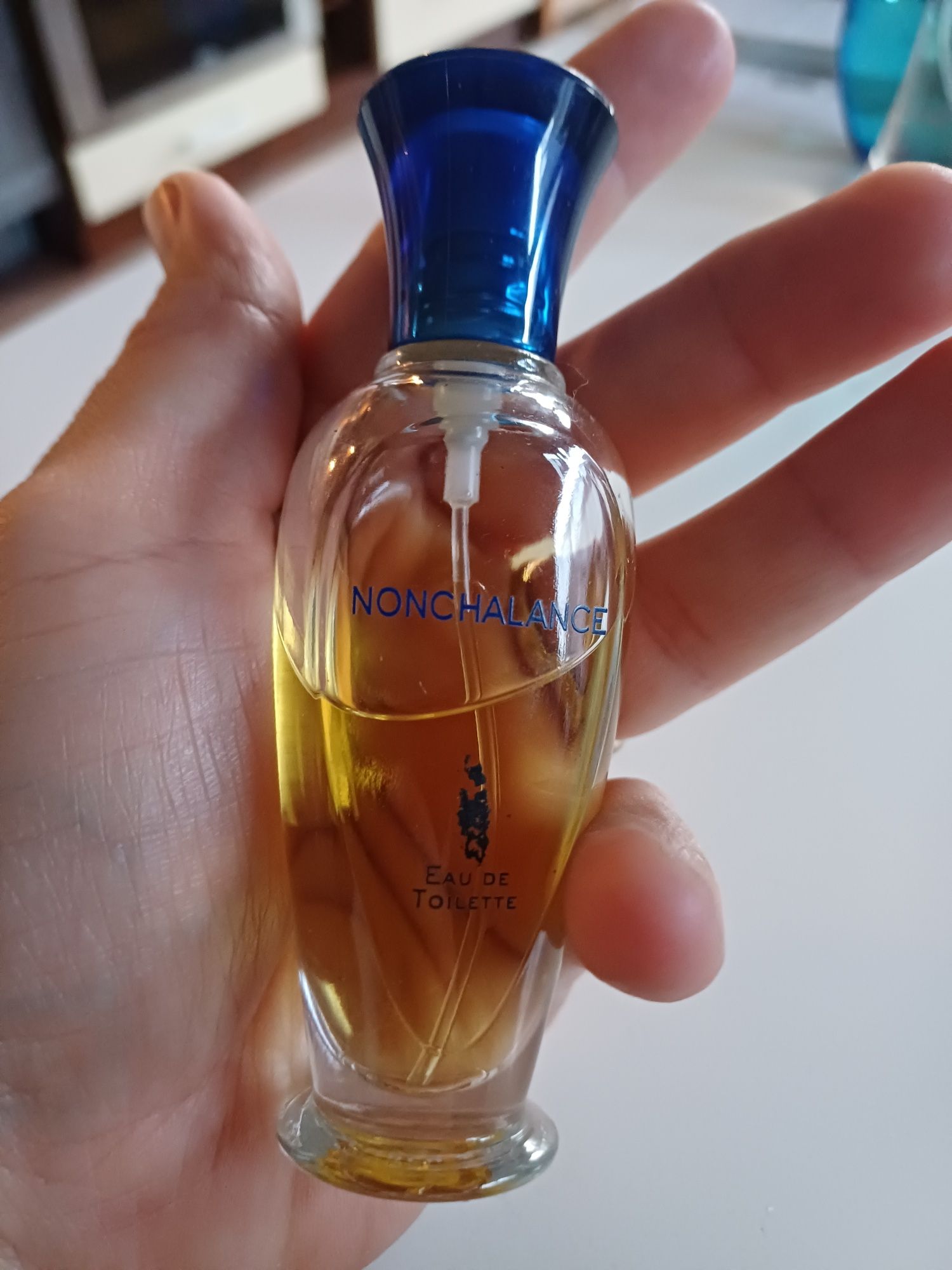 Perfum NONCHALANCE 30ml uzywany